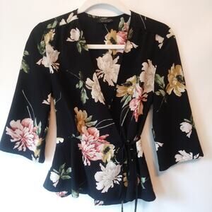 Topshop Womens 2 Black Floral Peplum Wrap Top Blouse Lightweight Feminine Office